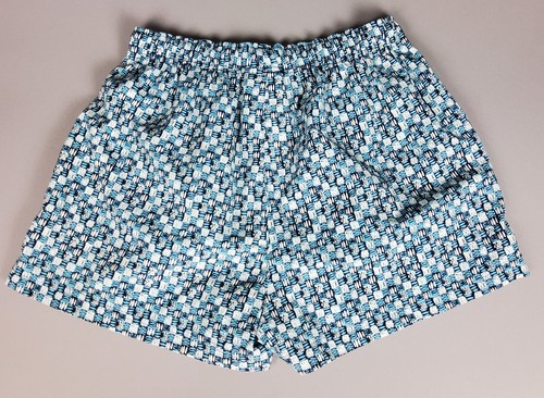 Adidas Women's Blue Size Large Shorts Geometric Print - Picture 2 of 7