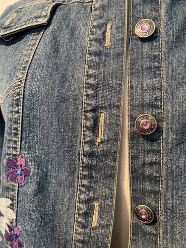 Arizona Jean Co Girl’s Jean Jacket Flowers Embroidered Pink Bottoms L 12/14 - Picture 2 of 6