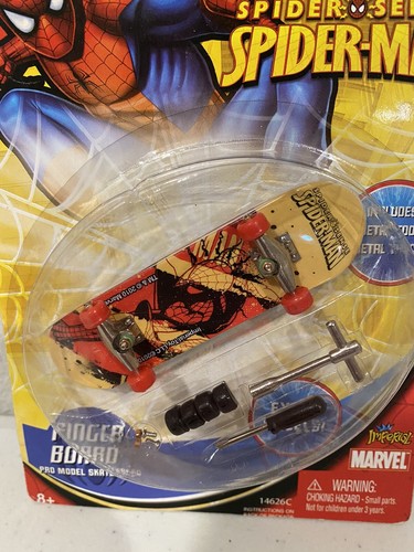 2010 Imperial Spider Sense SPIDERMAN Finger Board Skateboard w/Tools Marvel NEW - Picture 2 of 10