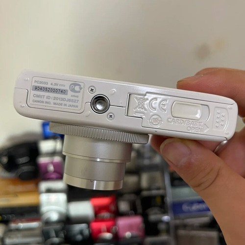 Canon PowerShot S200 10.1 MP Digital Camera Optical 5x Zoom White - Picture 5 of 5