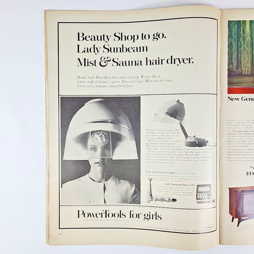 Life Magazine December 12 1969 - APOLLO 12 ON THE MOON - VTG Advertising - Bild 8 von 15