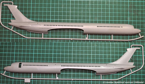 Civil Airliner IL-62 M 7013 Zvezda 1:144 New! - Picture 3 of 3