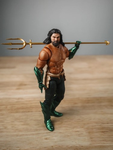 NEW Fondjoy DC Justice League 1/9 Scale Aquaman 7" Action Figure IN BOX - Picture 4 of 11