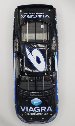 NASCAR RACING 1/24 TEAM CALIBER PREFERRED MARK MARTIN BLACK VIAGRA #6 DIECAST - Bild 7 von 9