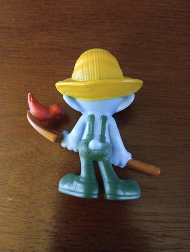 Smurfs Farmer Smurf Mcdonald's 2011 Peyo PVC Action Figure 3" Straw Shovel Bird - Picture 5 of 5