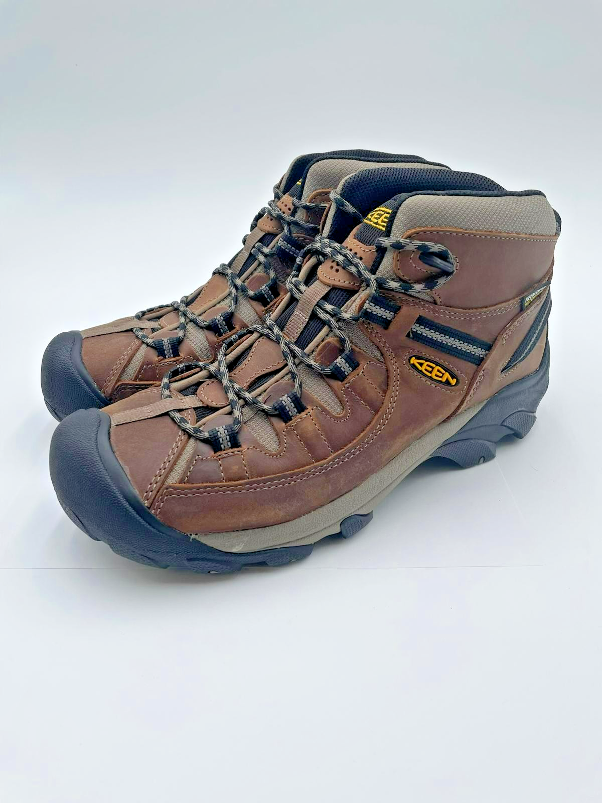 Stivali utility Keen Targhee II media larghezza impermeabili Shitake Brindle da uomo larghi 13 US