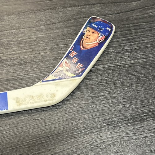 Brian Leetch New York Rangers InGlasCo Mini Hockey Stick 18" Inches - Picture 2 of 5