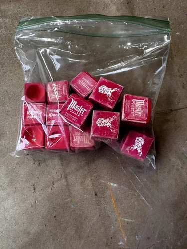 NEW Master Chalk RED ( 17 pieces ) Billiards-Pool Table