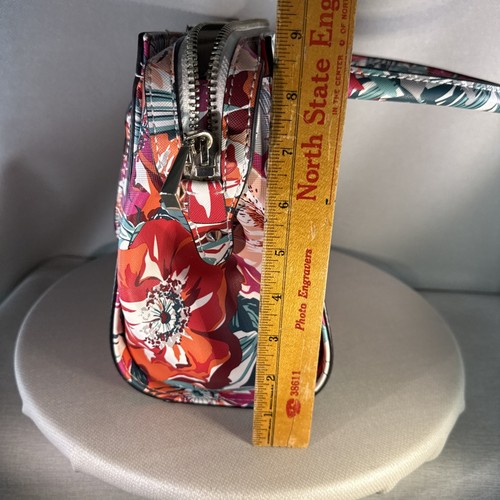 Guess Multicolor Floral Crossbody Handbag Pink Jade Orange Gray Bow Charm EUC - Picture 24 of 24