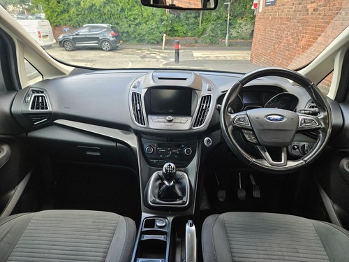 Ford C-Max 1.5 tdci titanium mpv in spotless condition  - Picture 13 of 22