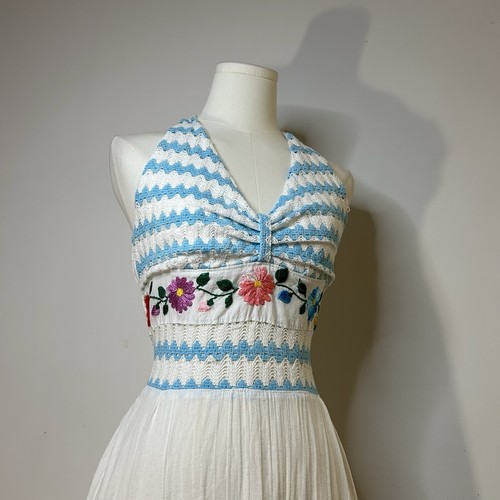 1970s Cotton Fairycore Boho Halter Dress Embroidered Floral 28-35 Inch Bust VTG - Picture 7 of 13