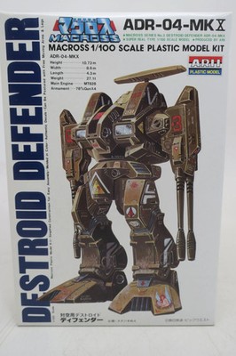 Arii Macross 1/100 Destroid Defender Model Kit #3