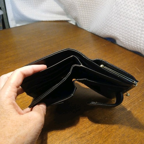 Cartera para mujer Buxton de cuero genuino negra dorada triple tarjeta de crédito nueva sin etiquetas - Imagen 8 de 9