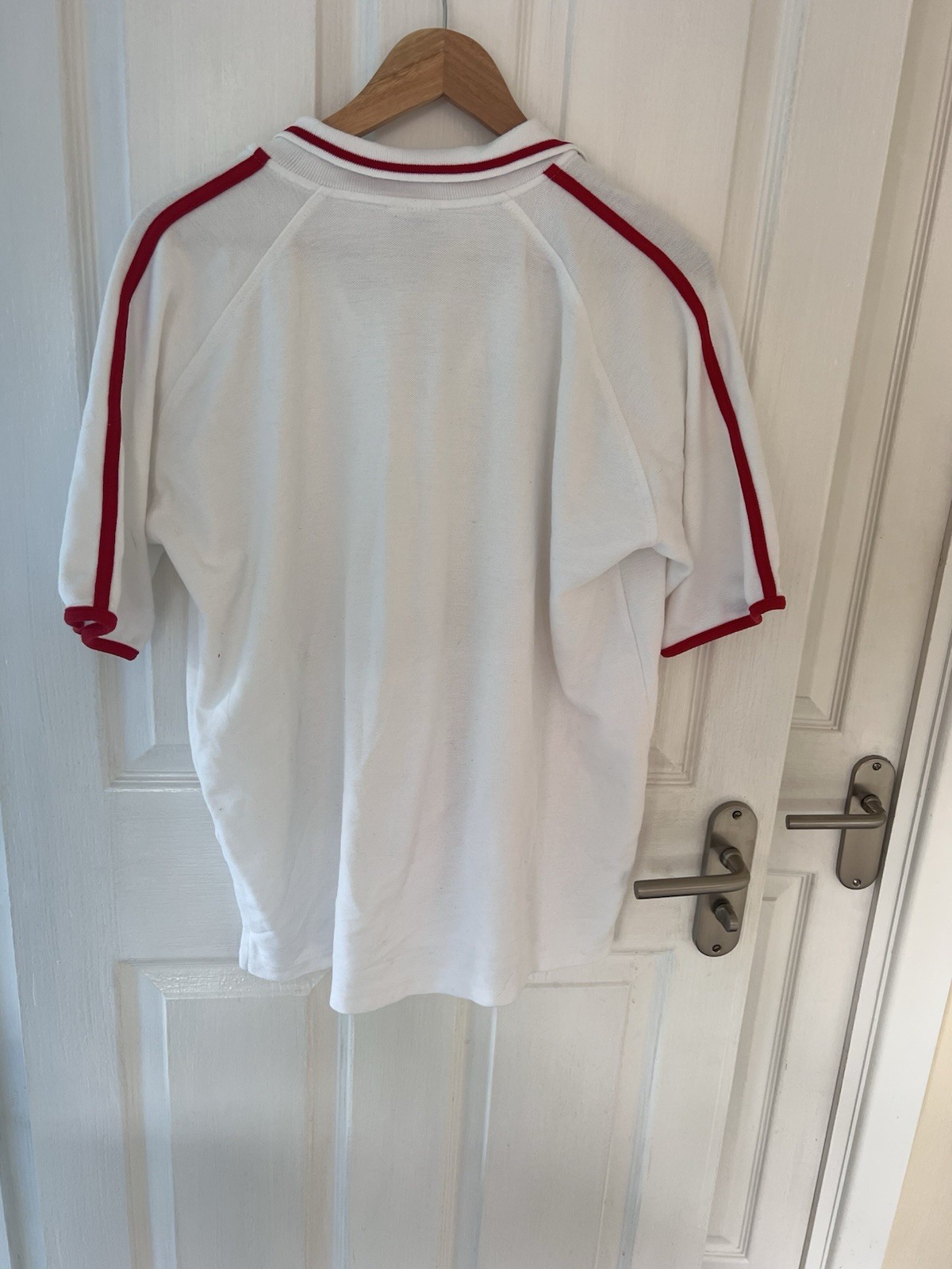 Picture 2 of 4