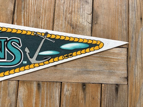 Vintage MLB Pennant Florida Marlins Tag Express 29" x 12" - Picture 3 of 6