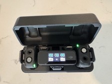 DJI Mic - Wireless Microphone System 2 TX  1 RX with Charging Case Excellent 