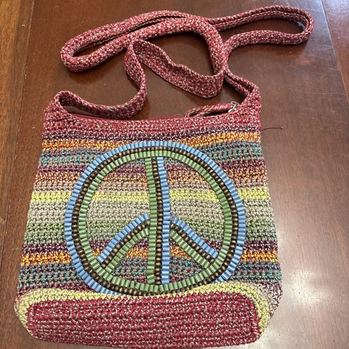 The Sak gehäkelte Umhängetasche mit Perlen Peace Zeichen Regenbogen Streifen Boho 10x10