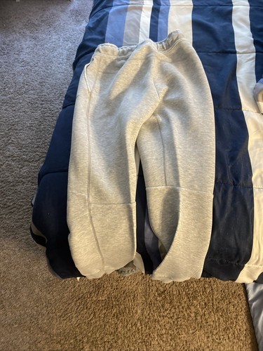 Nike Pants Youth Large Gray Tech Fleece Jogger Tapered Sweatpants Athletic Boys - Picture 3 of 3