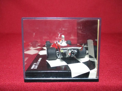 1:43 Scale Niki Lauda WORLD CHAMPION 1975 Ferrari 312T F1 Minichamps Formula 1 - Picture 3 of 5