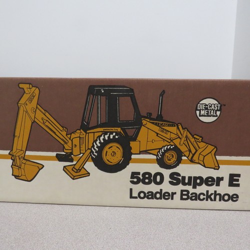Ertl Case 580 Super E Backhoe Loader Made USA 1986 1/16 CA-287-10DO-B - Picture 7 of 9