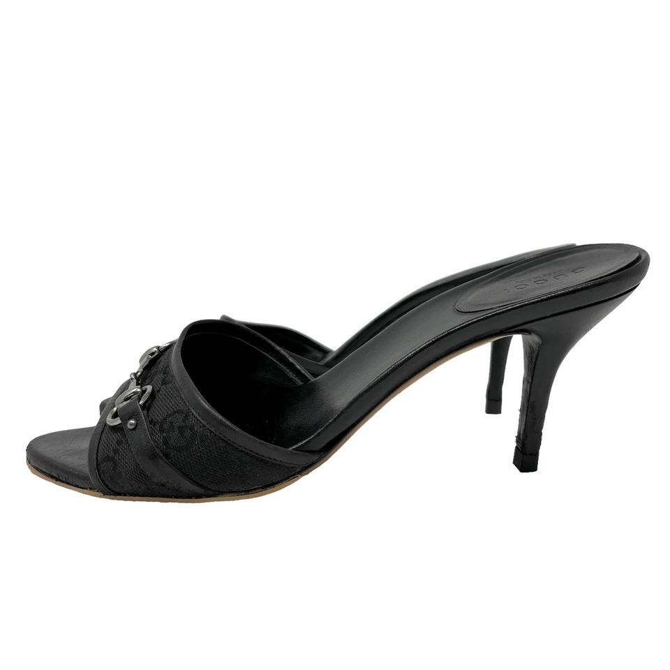 Sandalias GUCCI Vintage GG Monograma Logo Horsebit #37 EE. UU. 7 Negro Plata Rango AB Foto 2 de 4