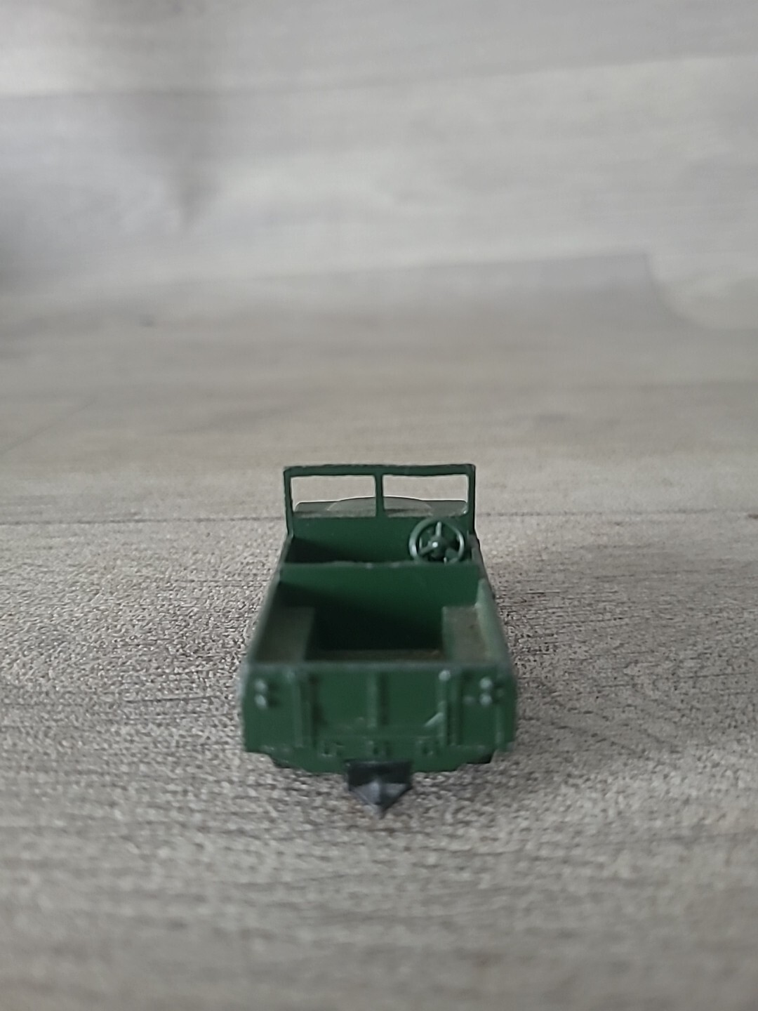 Picture 4 of 6