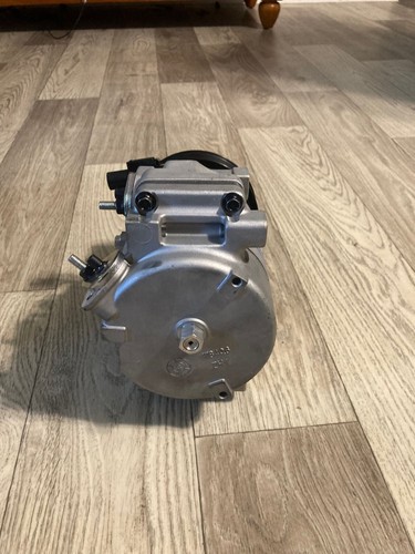 A/C AC Compressor For Hyundai Santa Fe Veracruz Azera Sonata For Kia Sorento - Picture 2 of 6