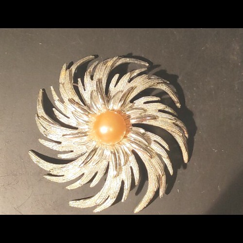 Vtg SARAH COVENTRY Pinwheel Brooch Silver Tone Faux Pearl 1960s Starburst - Picture 1 of 2
