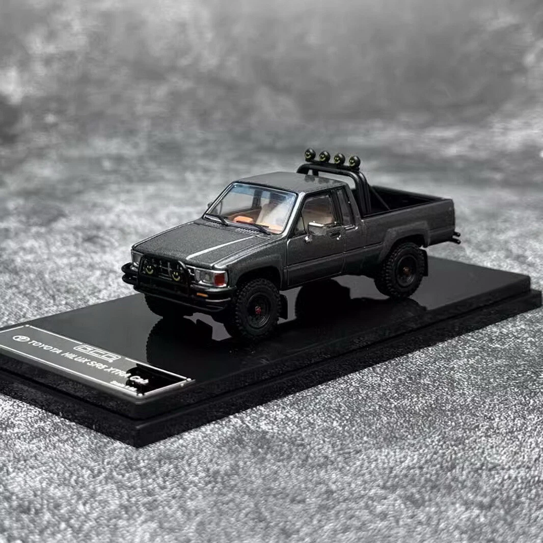 GCD ダイキャストトーク限定 1/64　1987 トヨタ・ハイラックス SR5 GCD ダイキャストトーク限定 1/64 1987 トヨタ・ハイラックス