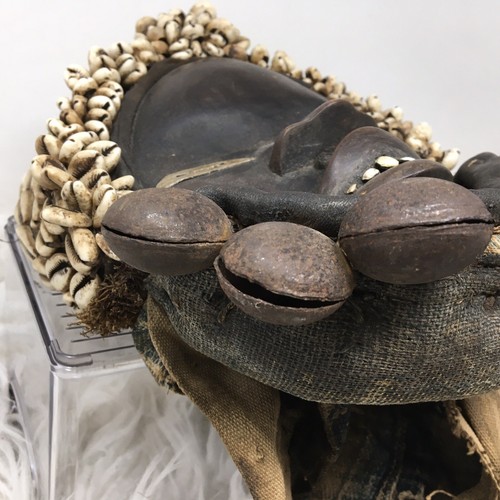 Antique Dan African Tribal Ceremonial Mask With Cowrie Shells Bells Head Cover - Picture 15 of 20