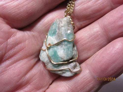 Emerald Rough G.F. Wire Wrap 1 1/4" Pendant 24" Necklace ERWP24N-4 - 第 1/9 張圖片