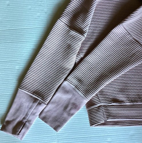 Mondetta Performance Luxury Crowl Neckline LongSleeve Activewear Top/Thumb Holes - Picture 7 of 17