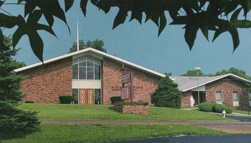 Vintage Postcard Branson MO Our Lady of the Lake Catholic Church Vaughn Drive - Picture 3 of 4