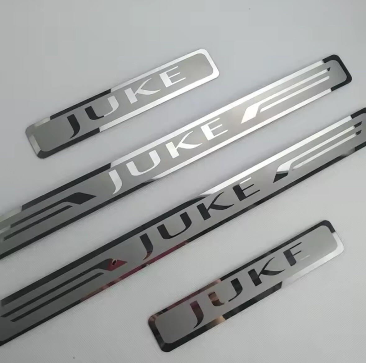 4Pcs Nissan Juke  Stainless Steel Door Sill Protective Scuff Plates
