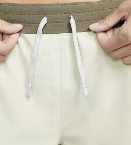 Nike Tempo Luxe Women's Running Shorts Size Medium Olive Green M NWT - Bild 4 von 5