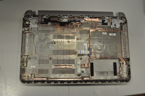 HP Envy 15-K Bottom Case eay34003010 - Picture 2 of 3