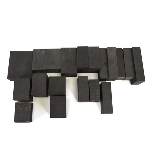 (Lot of 19) Poco Varying Sized Pieces 8.00lb Semiconductor Grade Graphite Blank - Picture 3 of 3