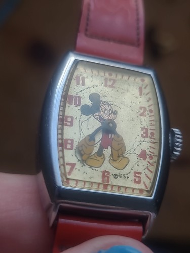 His, 40’s and Hers, 70’s Antique & Vintage Micky Mouse Watches - Picture 15 of 21