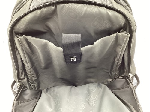OGIO Rolling Travel Bag Suitcase Carry On Luggage - Picture 9 of 14