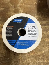 Norton TY6 Surface Grinding Wheel 38A80-JVBE 4x2x20mm