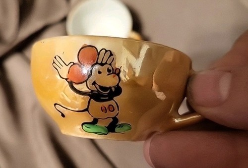 Vintage Children's Mickey Mouse Tea Set 3 Cups 4 Pieces Lusterware - Picture 8 of 9