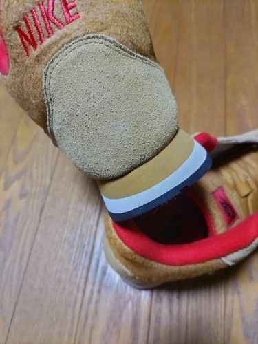 Nike MD Runner 2 Mid Sneakers Men’s Size 8.5US Camel Used, Great Condition - Picture 11 of 12