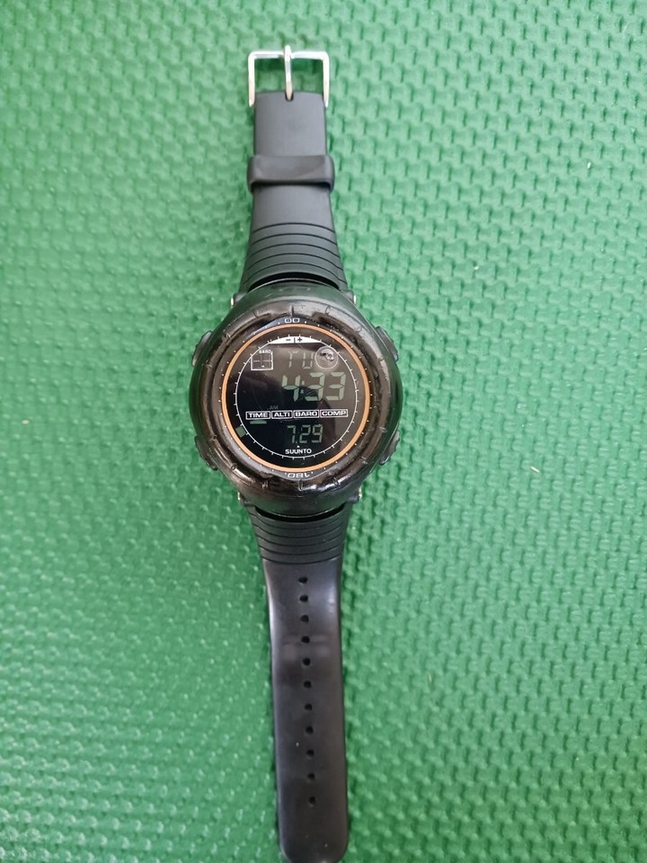 Suunto Vector Black Smartwatch Altimeter Barometer Compass Used | eBay UK