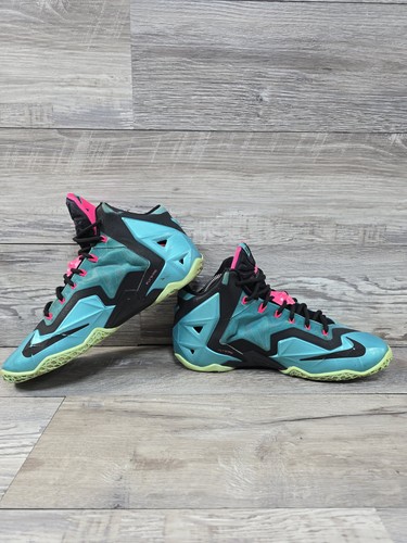 Nike LeBron 11 South Beach 2014 Hombres Talla 8 Zapatos Tenis de Baloncesto - Imagen 10 de 13