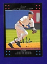 2007 Topps #301 Derek Jeter *Gold Glove* NRMT-MT or Better