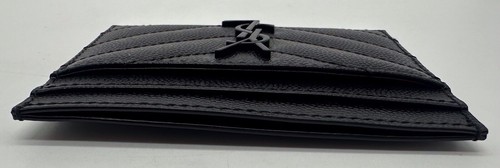 Estuche para Tarjetas Yves Saint Laurent Cassandre Matelasse en Cuero Grano De Poudre - Imagen 7 de 8