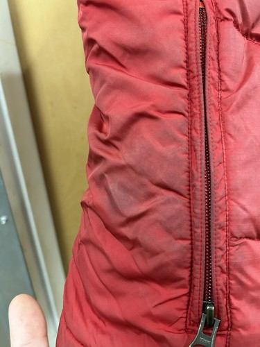 Burton AK Mens Down Puffer Vest Size Medium Red Snowboarding Skiing Full Zip - Picture 8 of 18