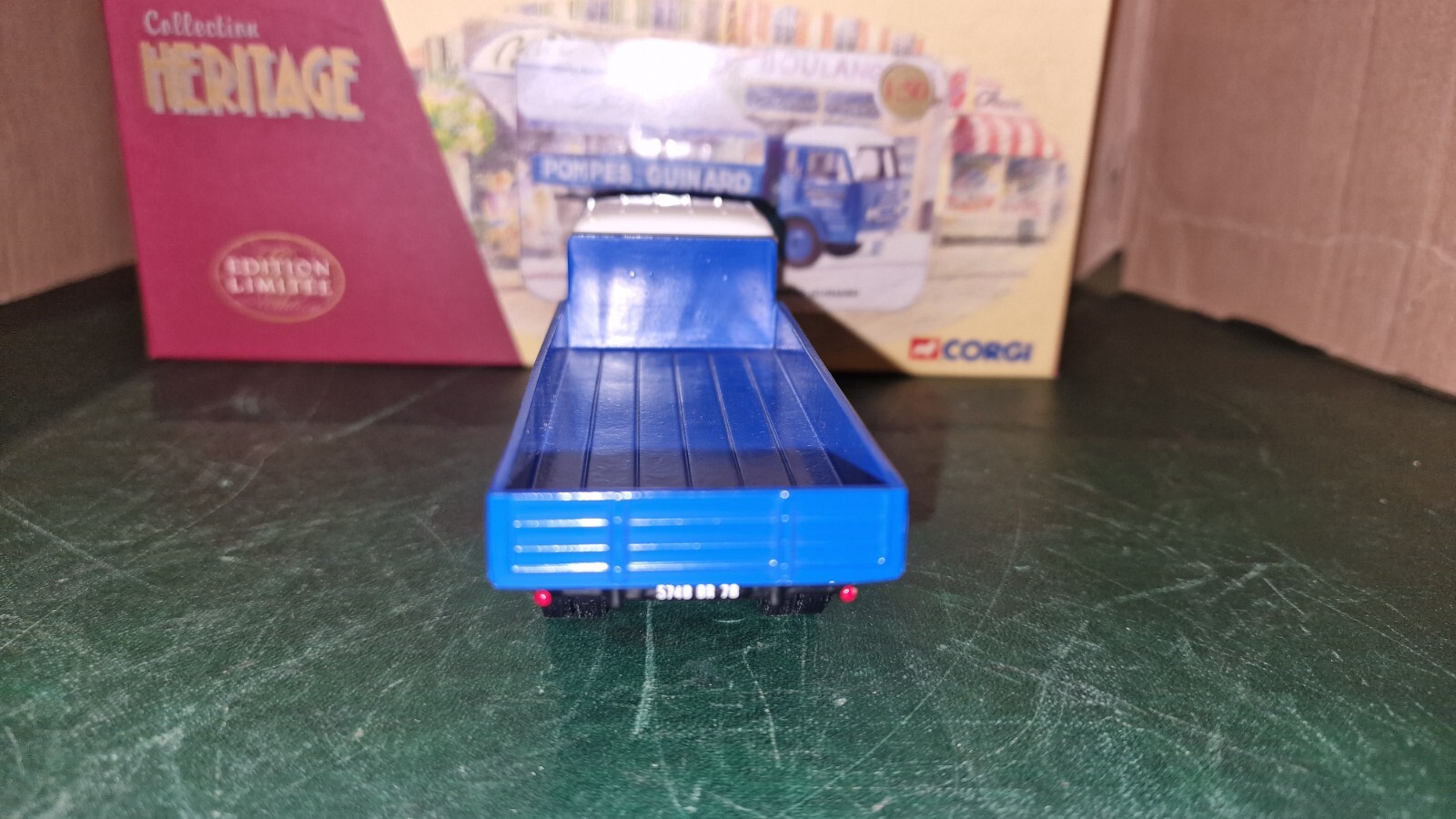 Picture 6 of 11