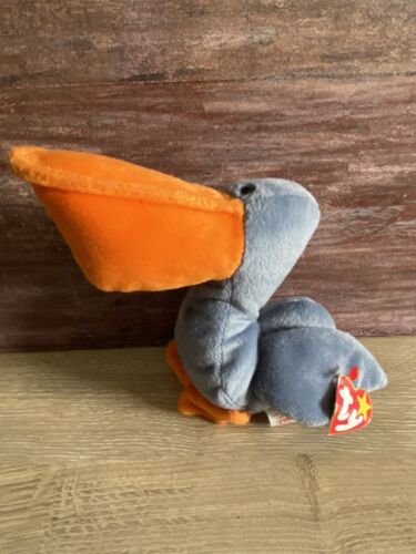 Ty 1996 Scoop the Pelican Beanie Babies