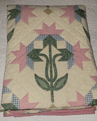 Vintage Pink Floral Quilt 40 X 80" - Picture 3 of 8